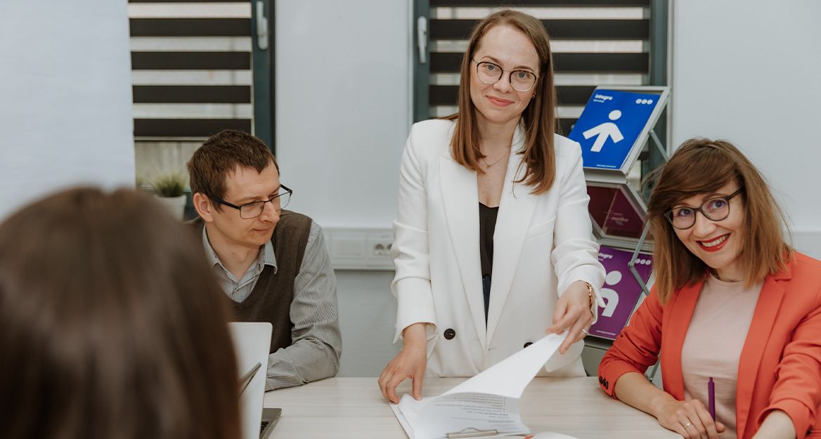 Nie ten, to przyjdzie inny? Ile kosztuje firmę poszukiwanie i zatrudnianie nowego pracownika?